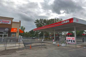 Fair Lawn Route 208 Gas Station Sells Winning Lottery Ticket