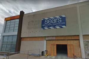 Sears Closing Willowbrook Mall Store
