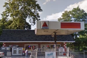 Area Convenience Store Owner Foils Robbery Attempt By Wrestling Armed Suspect To Ground