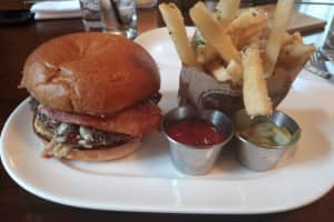 Here Are The Five Highest Rated Rockland County Restaurants For Burgers, According To Yelp