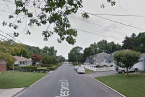 Woman Sitting In Car Robbed At Gunpoint On Long Island, Police Say