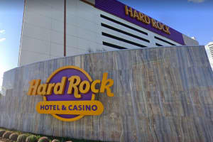 Hard Rock Hotel Gives Bonuses Worth $1M To 2,200 Atlantic City Casino Workers