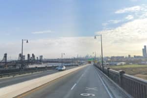 Possible Bomb Threat Temporarily Closes Pulaski Skyway In Jersey City
