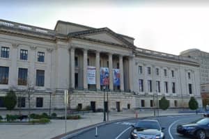 Atlantic City Woman Beaten After Asking Girl To Stop Splashing Water At Philadelphia Museum