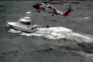 US Coast Guard Rescues 7 Fisherman From Boat Off Jersey Shore (VIDEO)