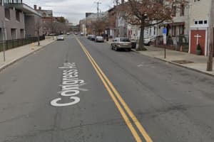 Suspect At Large After 10-Year-Old, Man Shot In Waterbury