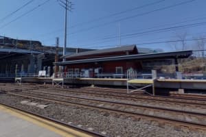 Man Hit, Killed By Train In Greenwich, Officials Say