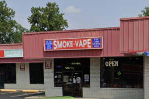 Anne Arundel County Vape Shop Hit By Armed Robber: Police