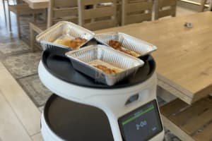 Robot Serves Diners At Restaurant In Lakewood