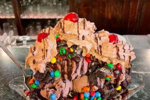 This Old School Ice Cream Parlor Was Just Named The Best In Pennsylvania