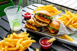 Shake Shack Replacing Moe's Southwest Grill In Monmouth County