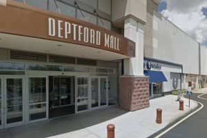 Police Remind Public Of Underage Weekend Ban At Deptford Mall