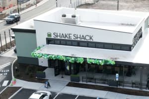 Shake Shack Opens First NJ Drive-Thru Restaurant In Middlesex County