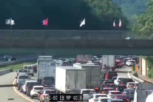 Route 80 Crash Causes Rush-Hour Delays (DEVELOPING)