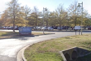 Man Breaks Out Of Psychiatric Hospital In Maryland: Police