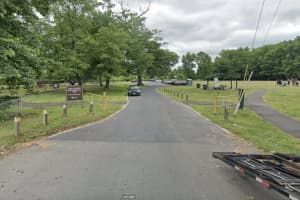 DC Teen Dies After Being Found With Gunshot Wounds In Seat Pleasant Neighborhood Park: Police