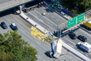 UPDATE: Route 17 N/B Reopened After Overhead Sign In Wild Tractor-Trailer Crash Is Replaced