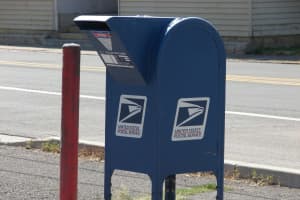 Two Nabbed Attempting To Steal Mail In Nassau County, Police Say