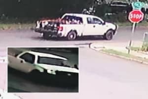 Police Warn Of Man Attempting To Lure Kids In 'Foul' Smelling Truck In Region