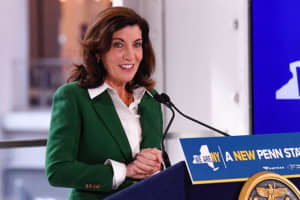 Hochul's Favorability Rating Negative For First Time; Strong Majority Says 'Hard Working': Poll