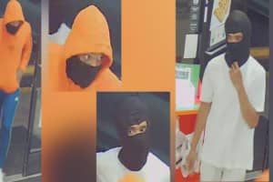 Police Release Images Of Wanted 7-Eleven Robbers