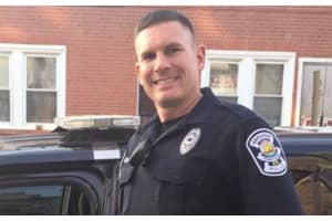 Philly Area Police Officer Rescues Pair From Schuylkill River: Authorities