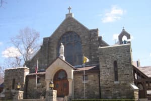Police In Scarsdale Investigate Armed Robbery Outside Church