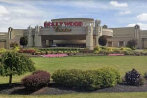 Massachusetts Man Defecates In Flowerbed At Hollywood Casino