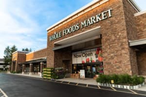 Woman's Wallet Stolen At CT Whole Foods, Suspects Get Away, Police Say