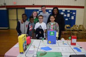Pace University Students Help Elmsford Fourth-Graders Learn STEM Skills