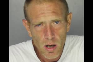Armed Robber Holds Harrisburg 7-Eleven Clerk At Knifepoint, Police Say