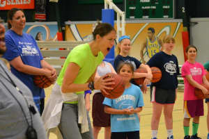 Rebecca Lobo Presents Fairfield Girls Hoops Clinic To Combat Cancer