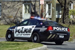 Fight Between Brothers Ends With Stabbing In Yonkers, Police Say