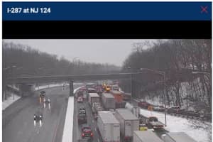 Jackknifed Tractor Trailer Snarls Traffic On Route 287 In Morris County