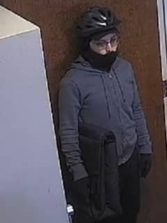 UPDATE: 'Bomb Carrying' Bergen, Rockland, Dutchess Bank Robber Stole $233,000, Feds Say