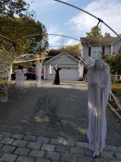 Photos: 'Kooky, Spooky' Decor For Halloween Turns Heads In Northern Westchester