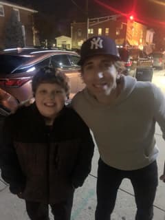 Sean Stellato Makes 11-Year-Old Boy's Day, Stops For Photo On NJ Street