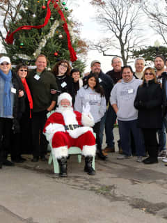 Ripka's Giving Trees Celebrates The Season While Supporting Norwalk Groups