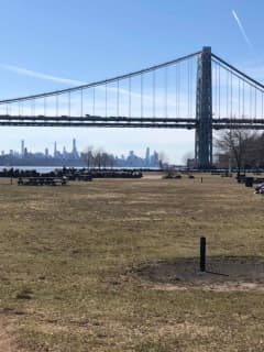 Police: Bergen Man In Women's Clothing Exposes Himself At Hudson River Park