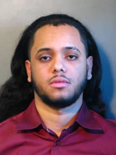 22-Year-Old Tried To Scam Nearly $10K From Long Island Man, Police Say