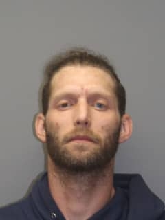 Guilford Man Who Stole Chicken From CT Stop & Shop Caught After Crash, Chase, Police Say