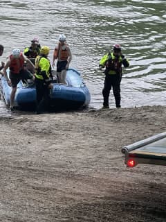 Illegal Potomac River Swimmers Rescued After Near Drowning: Authorities