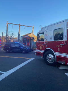 New Update: Metro-North Service Resumes After Train Derails Near New Canaan Station