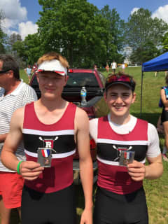 Ridgewood Crew Medal At National Championships In Ohio
