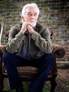 Kenny Rogers Farewell Tour Stops By Ridgefield Playhouse Gala