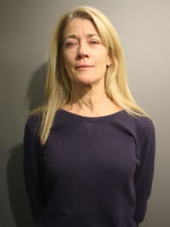 Woman Charged With DUI Following Crash On Route 7 In Wilton