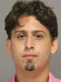 Police: LI Man Apprehended For Exposing Himself To Girl, Trying To Sexually Abuse Her Sister