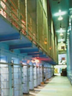 20-Year-Old From Yonkers Charged With Assaulting Inmate Who Died
