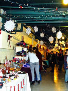 Shelton Holds Final Handmade Market Before The Holidays This Weekend