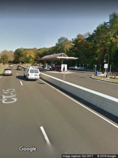 Police Search For Car Involved In Robbery At New Canaan Merritt Rest Stop